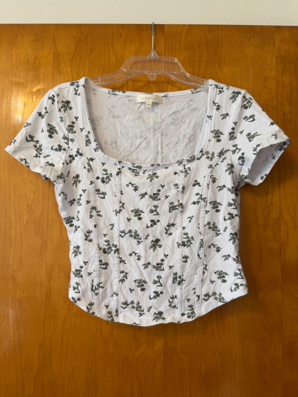 Ultra Flirt White Scoop Neck Crop Top with Green Floral Print Size S